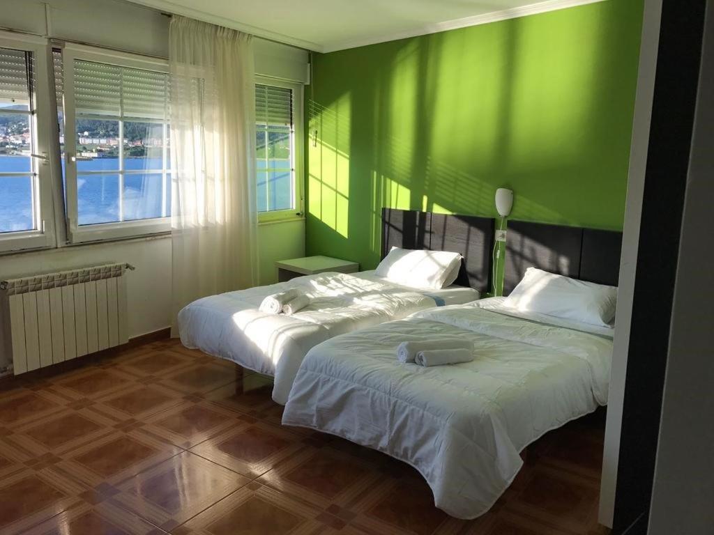 Hotel Corcubion Playa De Quenxe Kamer foto